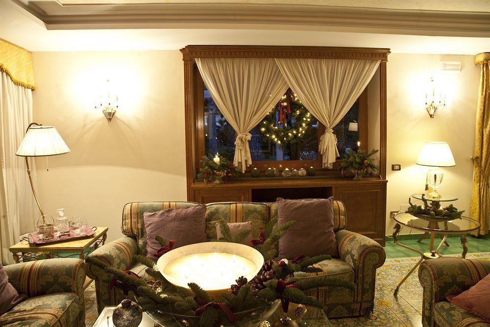Villa La Terrazza Suites Sorrento Exteriör bild